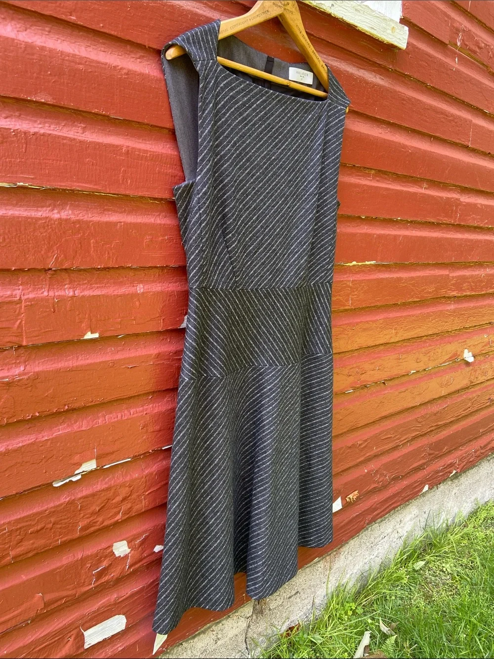 New! M.M.LaFleur The Cindy Dress in Charcoal Grey Etch Pinstripe Women's Size 12
